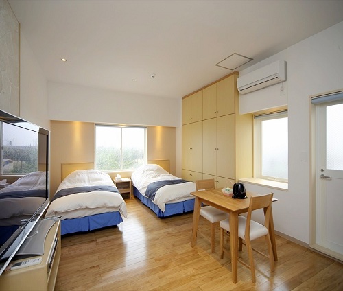 ワイヤーズホテルNAHA