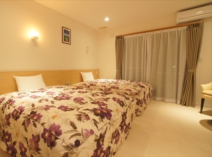 ファミリーヴィラ　トレードウインド