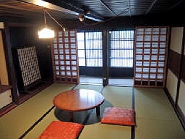 松代ゲストハウス布袋屋