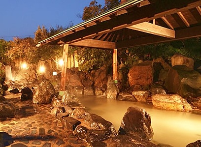 瀬波温泉　自家源泉の野天風呂　湯元　龍泉