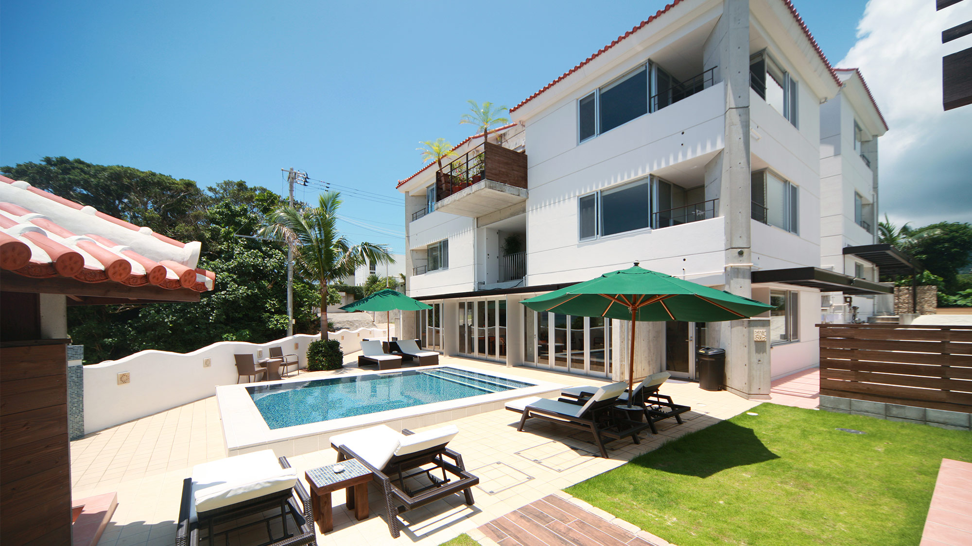 SKY OCEAN ISHIGAKI<石垣島>(旧アレーズド・バレ ISHIGAKI)