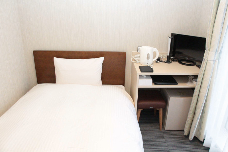 スポーツホテル　クロスコート