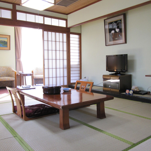 伊豆長岡温泉　ＫＫＲ伊豆長岡　千歳荘（国家公務員共済組合連合会伊豆長岡保養所）