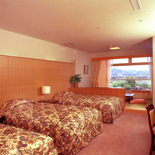 原鶴温泉　ホテルパーレンス小野屋