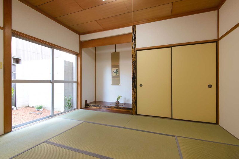 ゲストハウス 和んで