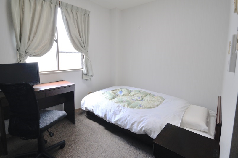 ビジネスホテル桜美林（おおばやし）