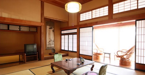 旧本坊　久山館