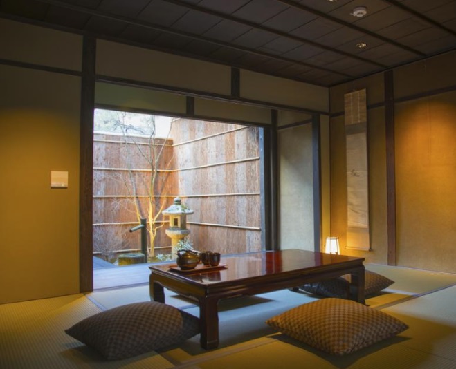 雲町屋　星ヶ池　ＫｕｍｏＭａｃｈｉｙａ　Ｈｏｓｈｉｇａｉｋｅ