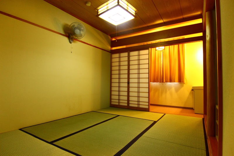 ユートピア苗場