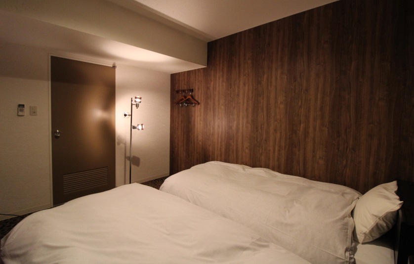 ＨＯＴＥＬ　花　ＩｃｈｉＲｉｎ　ＫＡＮＡＺＡＷＡ