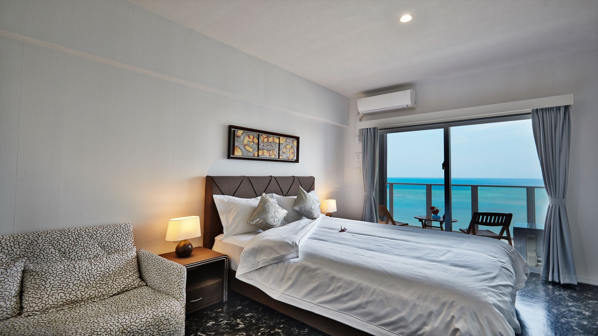 Beach Front Tower MIHAMA byDSH(ビーチフロントタワーミハマ)