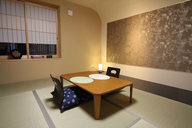 友鶴（ともづる）