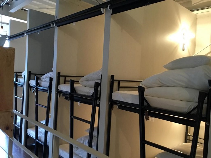 CHILLULU COFFEE AND HOSTEL