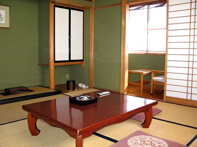 割烹旅館　岡屋