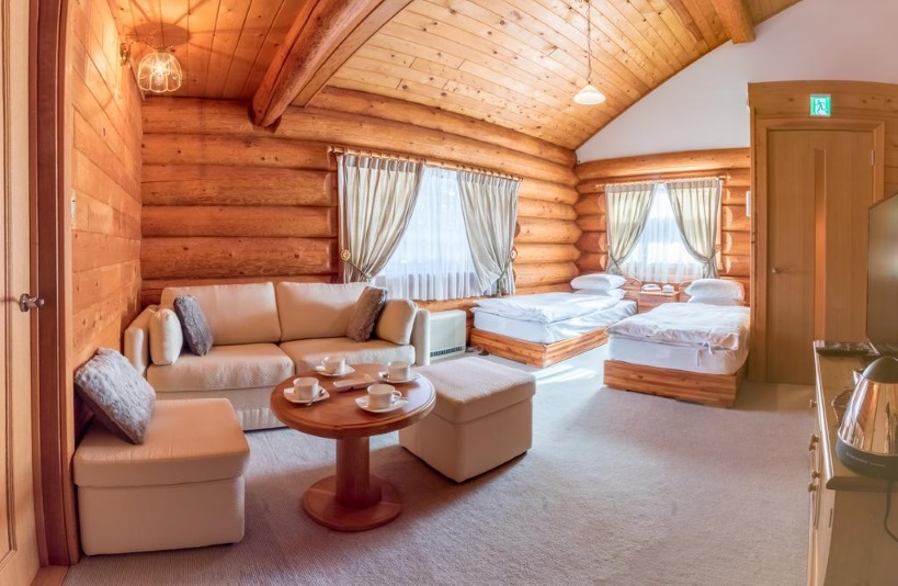 ＶＩＬＬＡ　ＲＵＳＵＴＳＵ