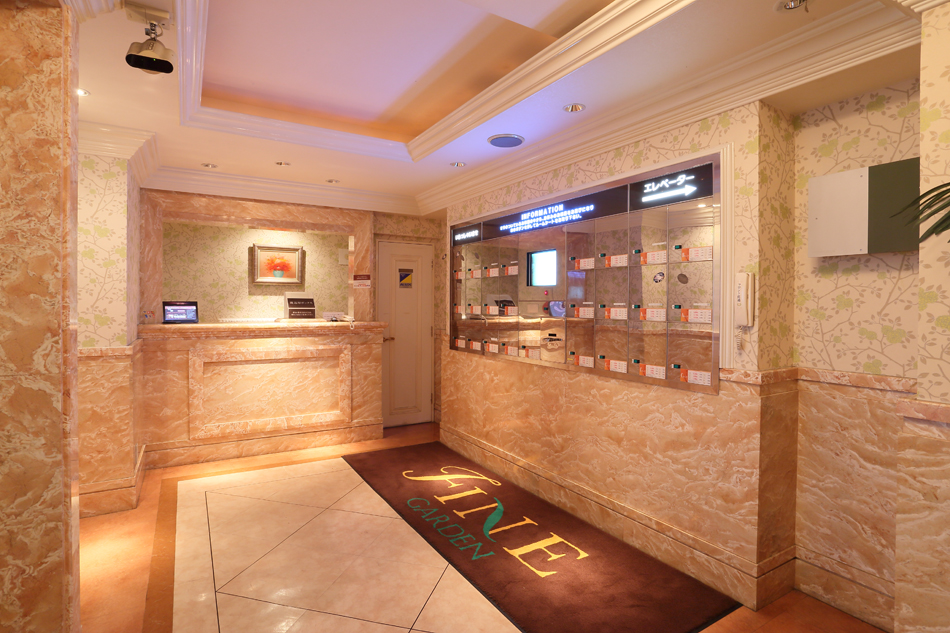 ホテルファインガーデン泉北【大人専用18禁・ハピホテ提携】