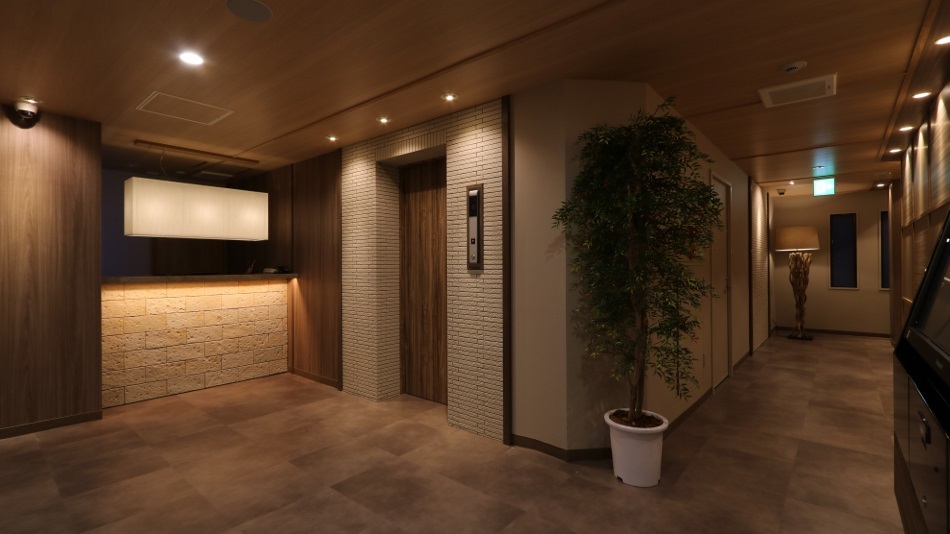 ホテル現代楽園　大和店【大人専用１８禁・ハピホテ提携】