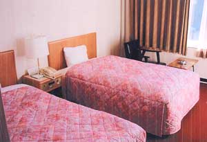 ビジネスホテル エンペラー