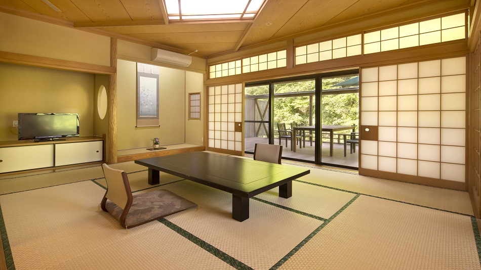 渓谷別庭　もちの木