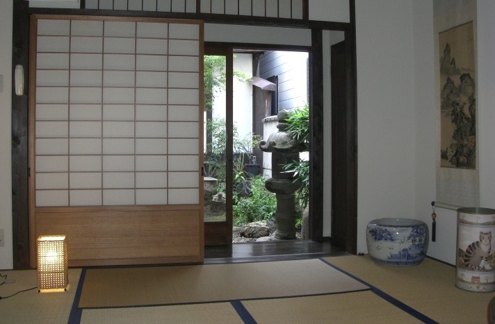 ゲストハウス エビス