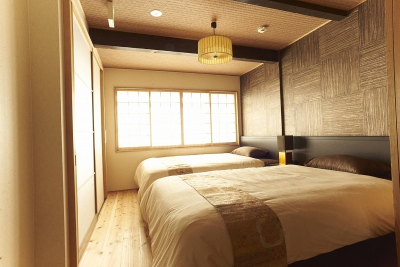 ＫＹＯＢＵ　烏丸五条