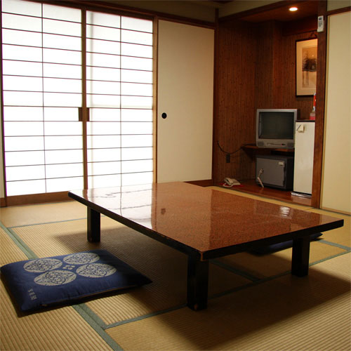 温泉割烹旅館　翠泉閣