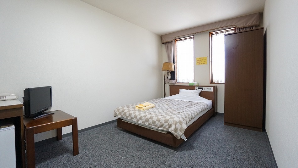 ウィークリー翔 ホテル土岐