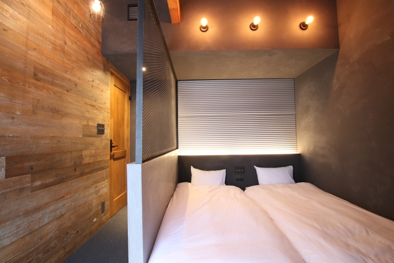 セカイホテル大阪布施 ‐ Deep Osaka Experience