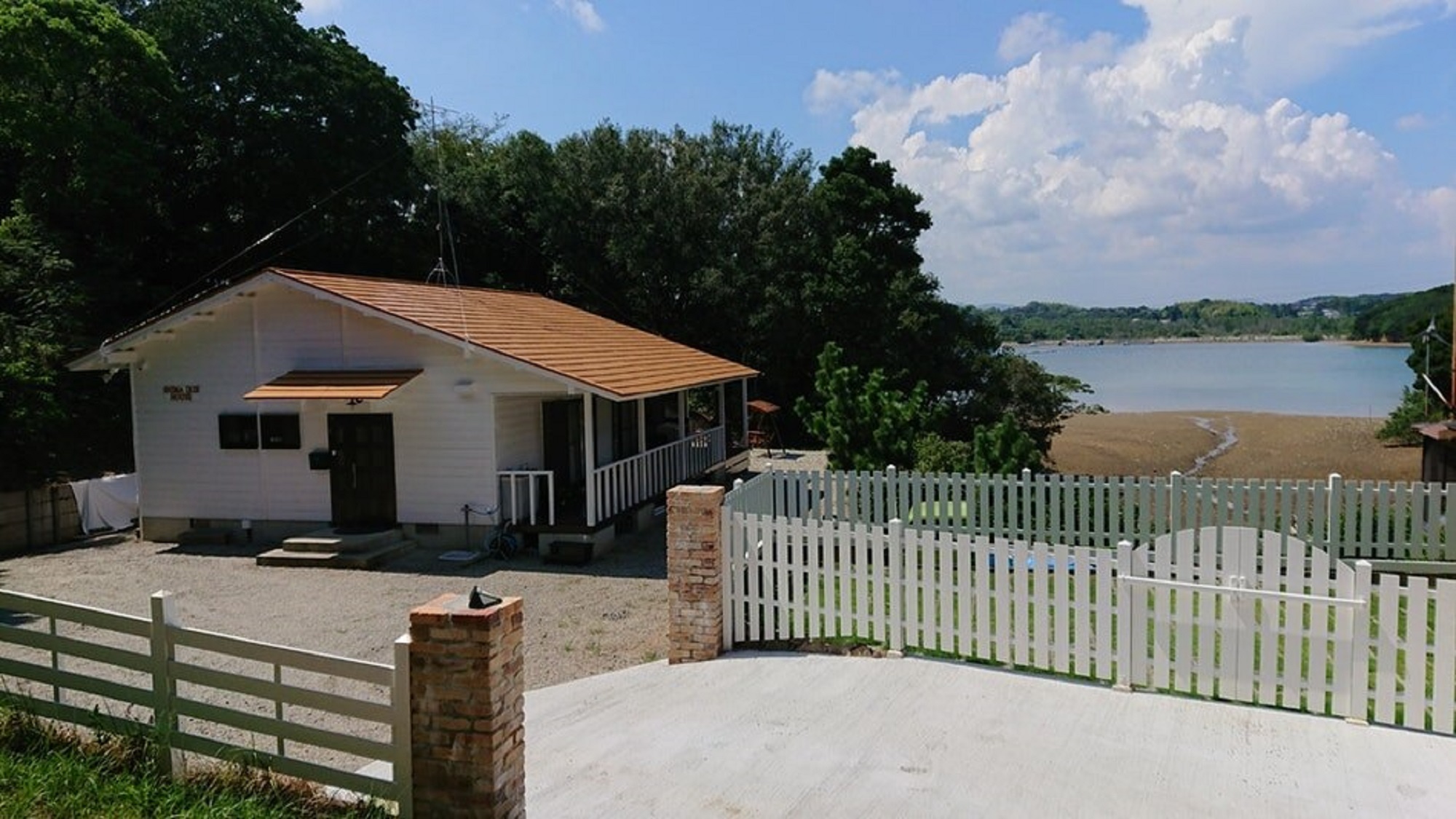 伊勢志摩でペットOKのコテージ SHIMA IRIE HOUSE(アイリーハウス) ^