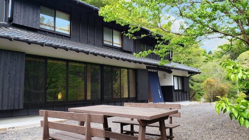 BBQ花火OK! KOMINKA HOTEL 四季の家 里山に佇む特別な家・リノベーション古民家 ^