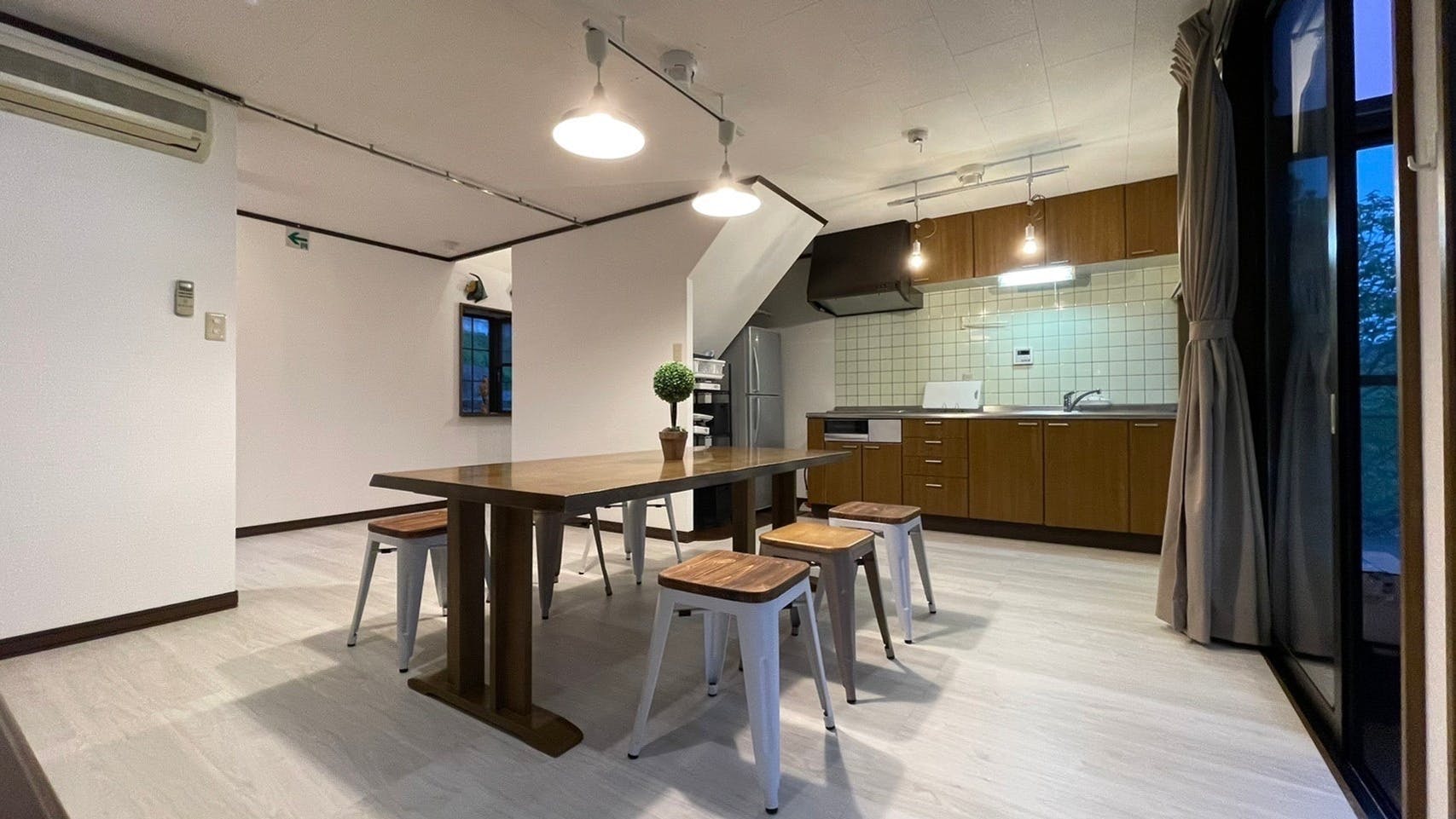 Ｇａｒｄｅｎ　Ｔｅｒｒａｃｅ　Ｋａｍｏｇａｗａ／民泊