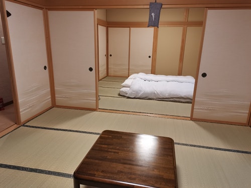 湯治屋湯西川/民泊