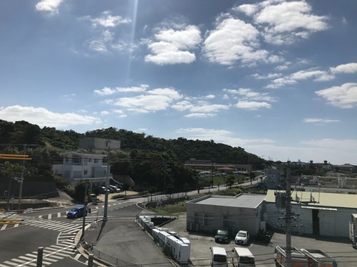 那覇市内や本島南部への観光拠点に最適!高速道のインターまで3分!!文化体験ができる宿!!!/民泊