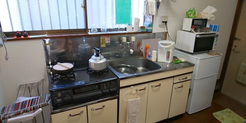 八木沢コーポ101 ^