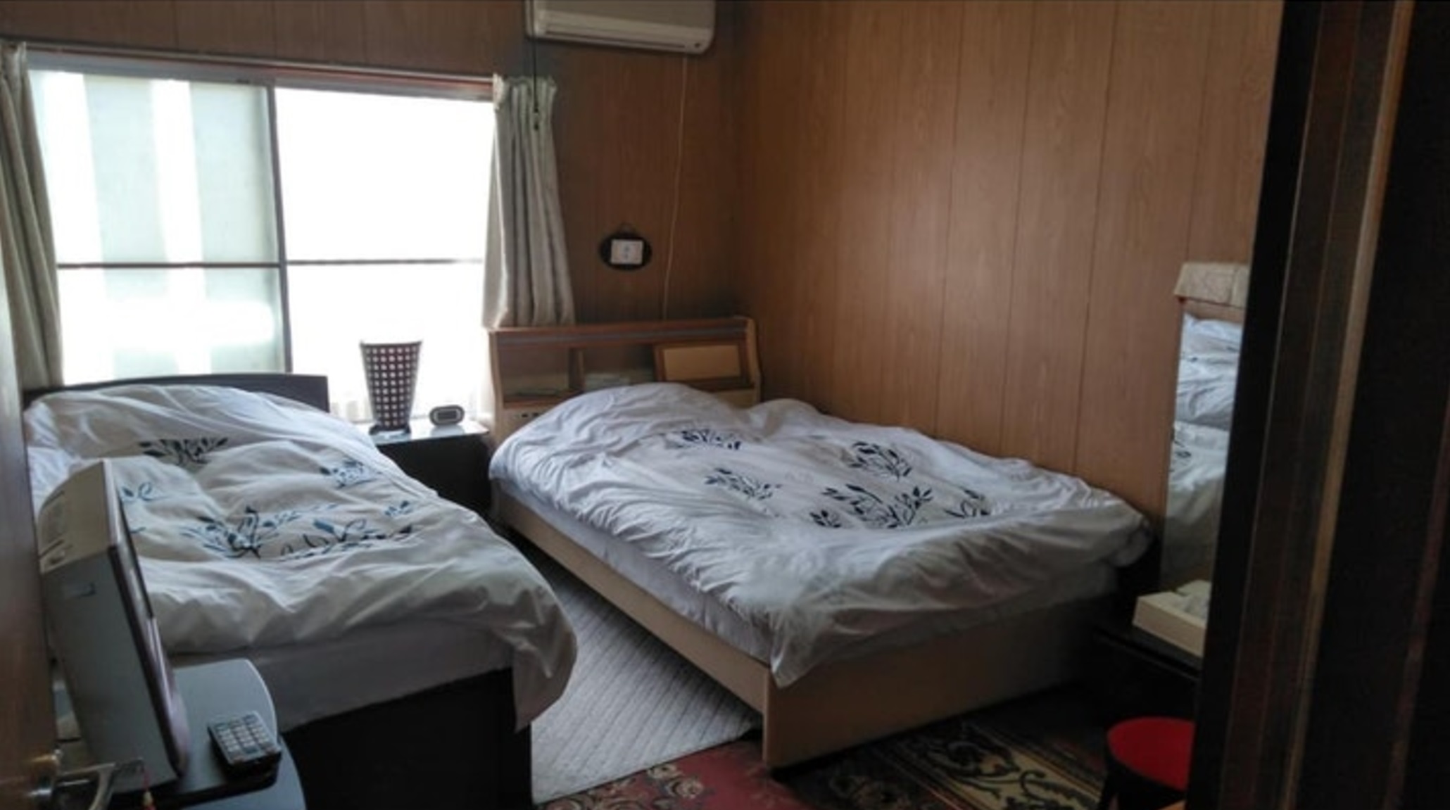 Guesthouse ファーモア ^