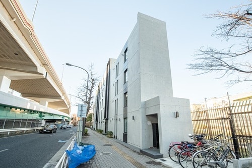 ノゾミオプレミア明大前／民泊