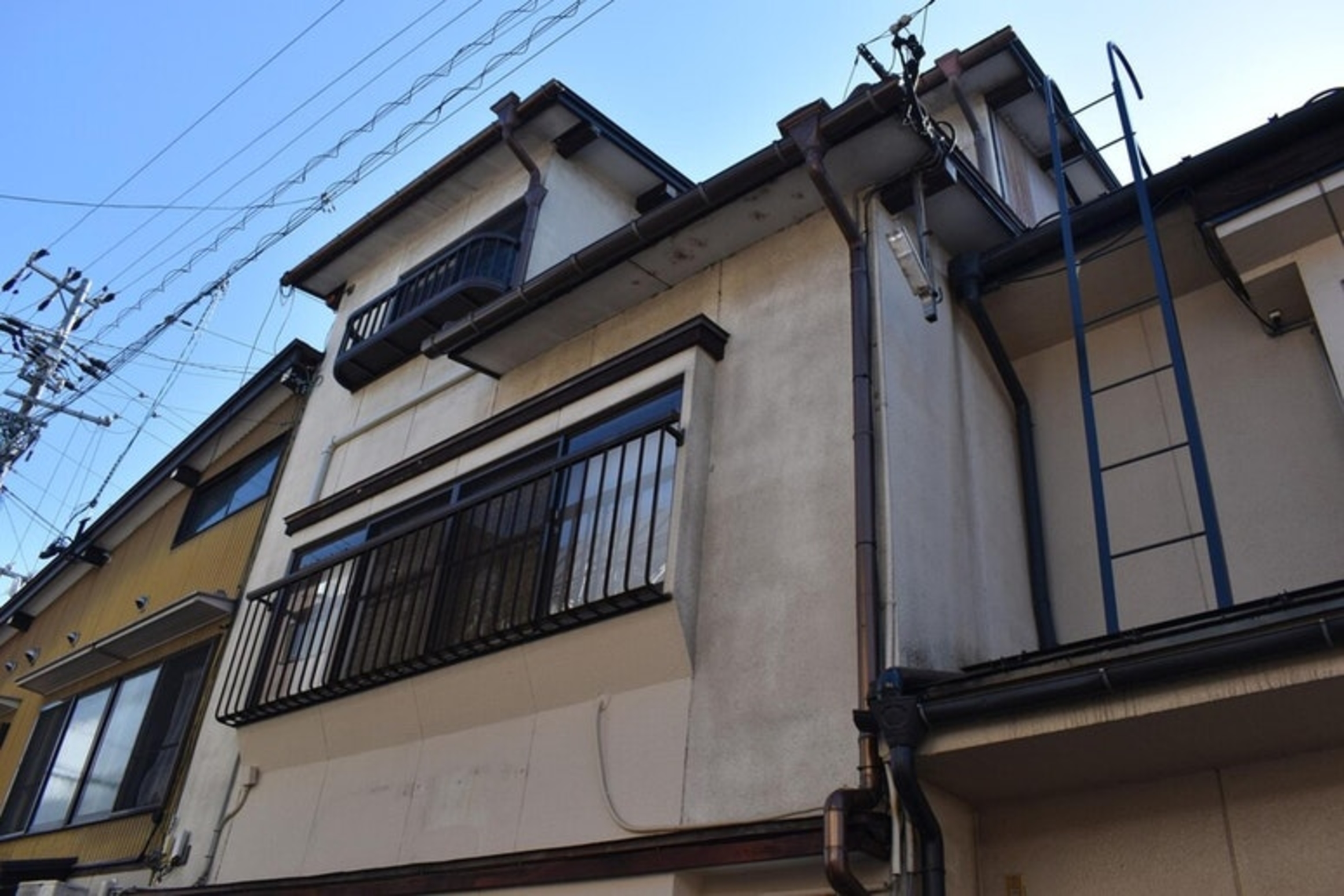 ＧＵＥＳＴ　ＨＯＵＳＥ　ＤＯＮ＇Ｓ　ＨＯＭＥ　＾