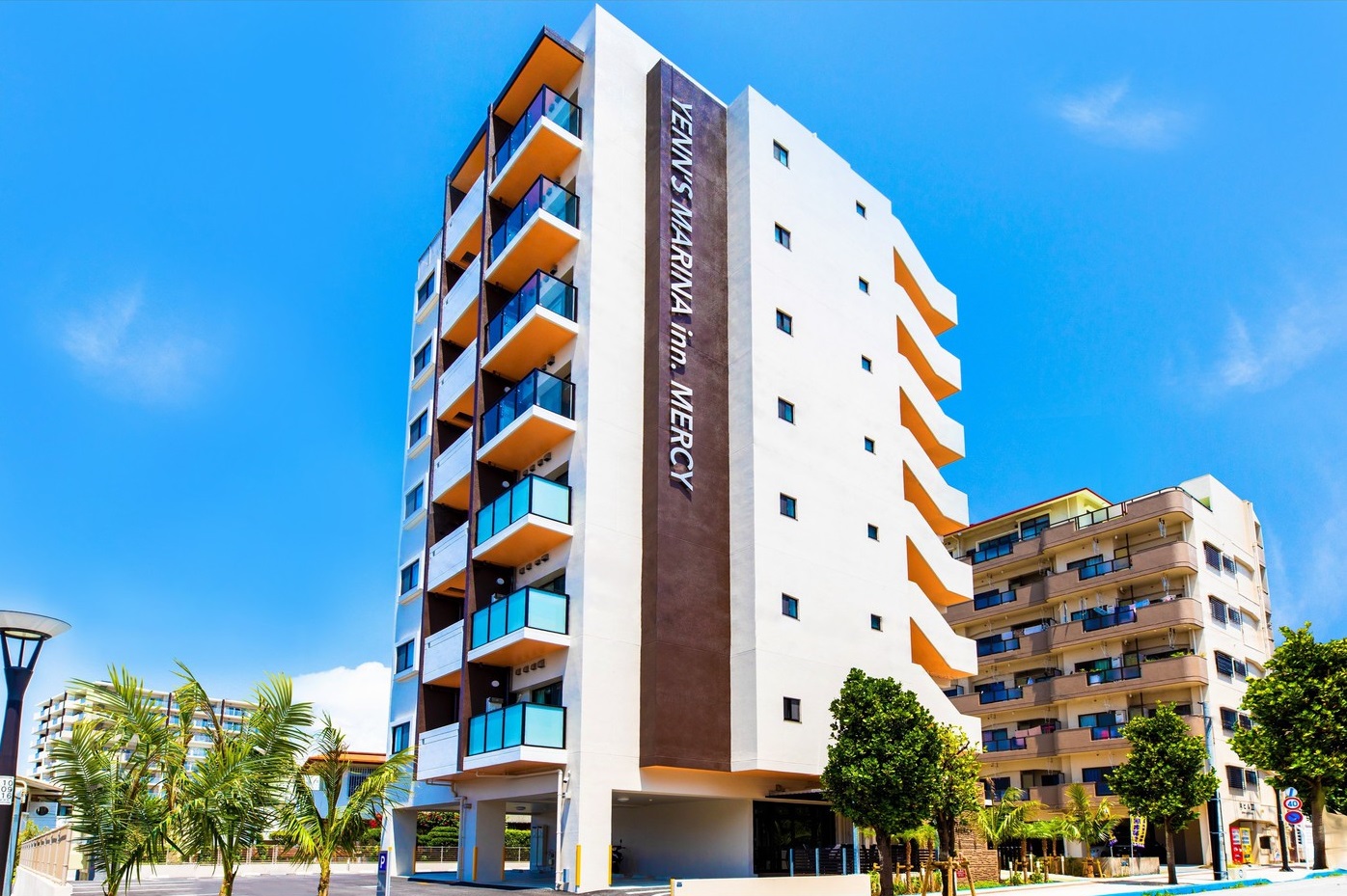 エンズ マリーナ イン マーシー