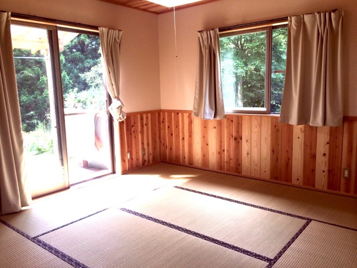 貸し別荘 となり