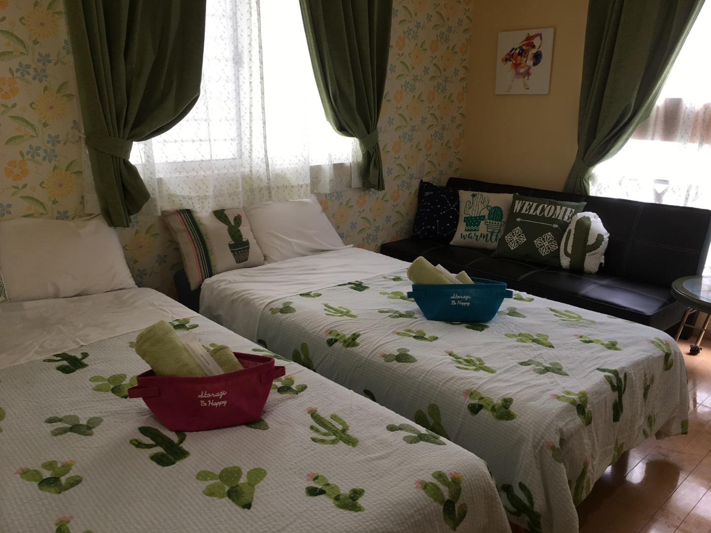 ペンション マリンタウン アラッタ ^