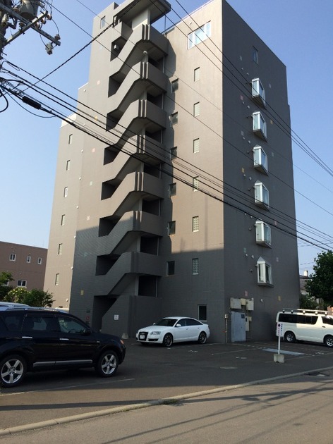 ミルフィオーレ学園前/民泊