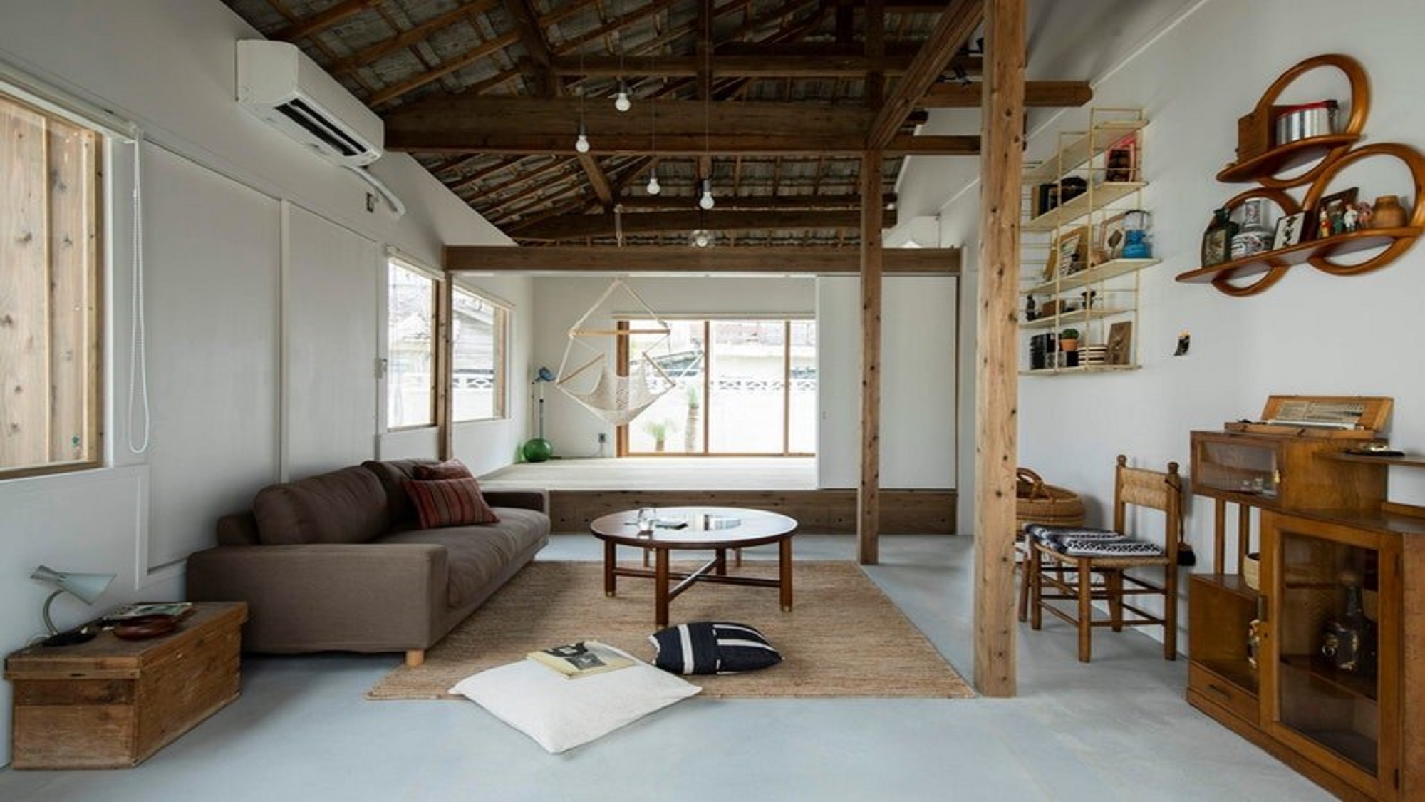 ｉｒｒｅｇｕｌａｒ　ＩＮＮ　Ｎａｋｉｊｉｎ／沖縄リノベーション古民家／屋内ＢＢＱ／最大７名　＾