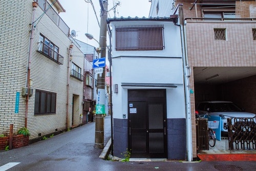 【福源閣】中本　緑橋駅　大阪城海遊館電車一本で　生活機能完備　　最大２人／民泊