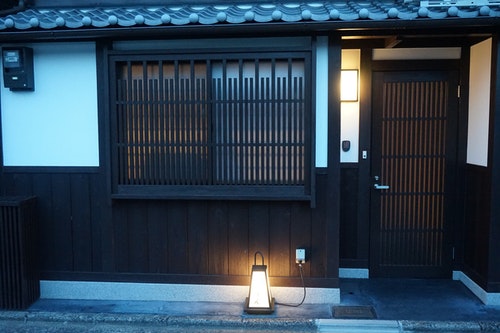 洛龍菴 一条かりん ^