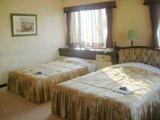 ビジネスホテル　アトリエ