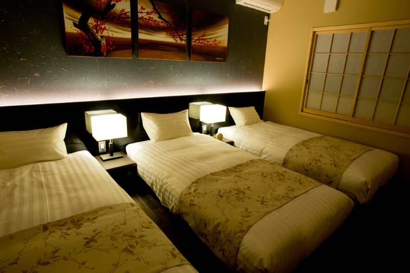 ＲＥＳＩ　ＳＴＡＹ　麩屋町