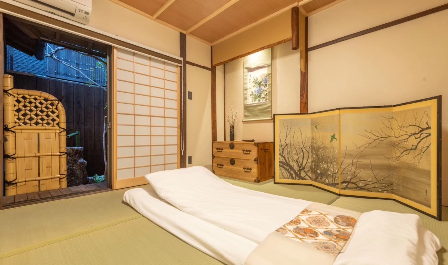 雲町屋　岡崎　ＫｕｍｏＭａｃｈｉｙａ　Ｏｋａｚａｋｉ