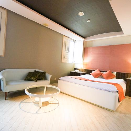 ＨＯＴＥＬ　Ｔｉｋｉ（ホテル　ティキ）