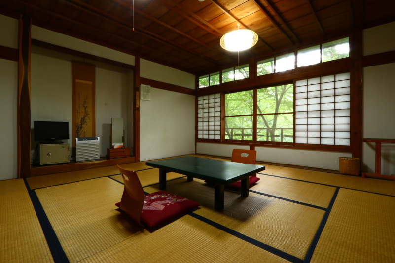 鳩ノ湯温泉 三鳩楼