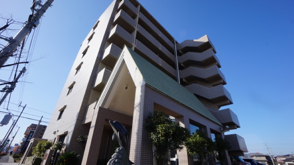 Alphabed 高松レインボー通り